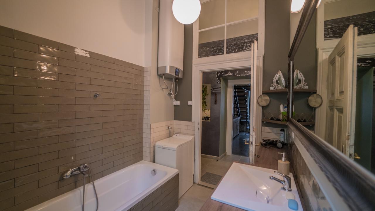 First Budhapest Central Flat Budapest Ngoại thất bức ảnh
